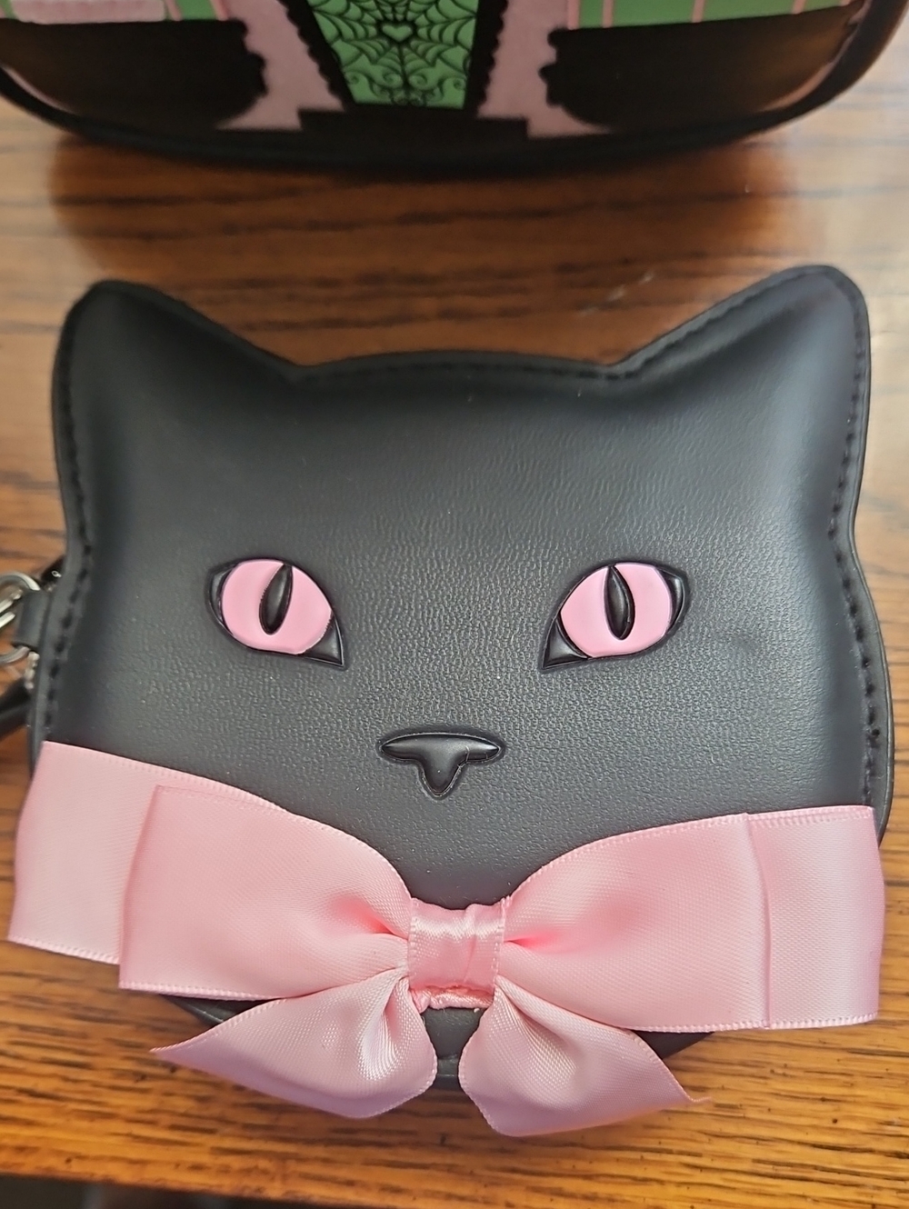 Bath And Body Works  Pink & Black  House Crossbody Bag with Cat Coin Purse - Picture 2 of 3